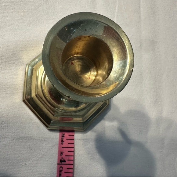 Set of 2 Mismatched Vintage Hosley Brass Laquered Candle Stick Holders - Picture 5 of 8